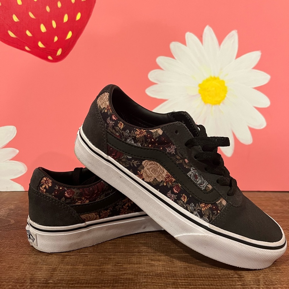 Floral Vans